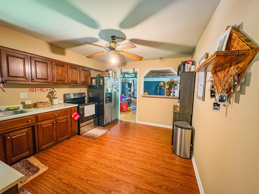 2290 Shryocks Ferry Road Versailles KY 40383