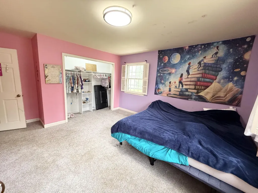 1905 Gatesborough Circle Murray KY 42071
