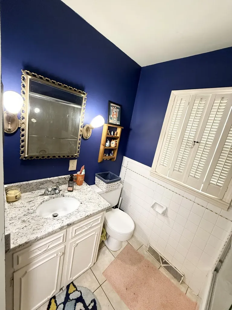 1905 Gatesborough Circle Murray KY 42071