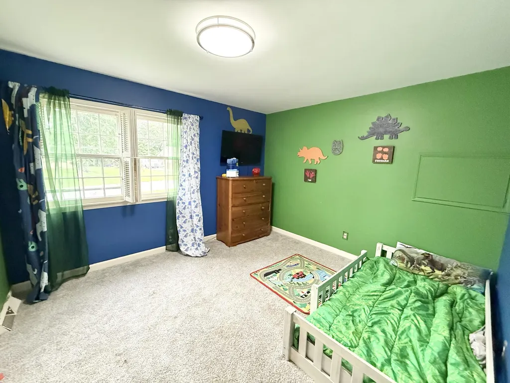 1905 Gatesborough Circle Murray KY 42071