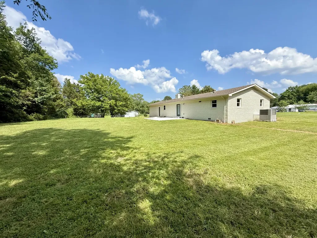 759 Big Bear Highway Benton KY 42025
