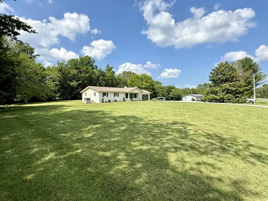 759 Big Bear Highway Benton KY 42025