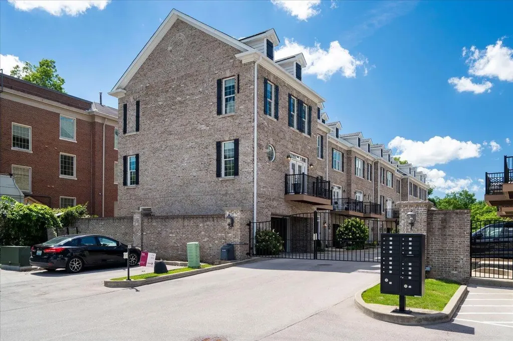 512 Maryland Avenue Lexington KY 40508
