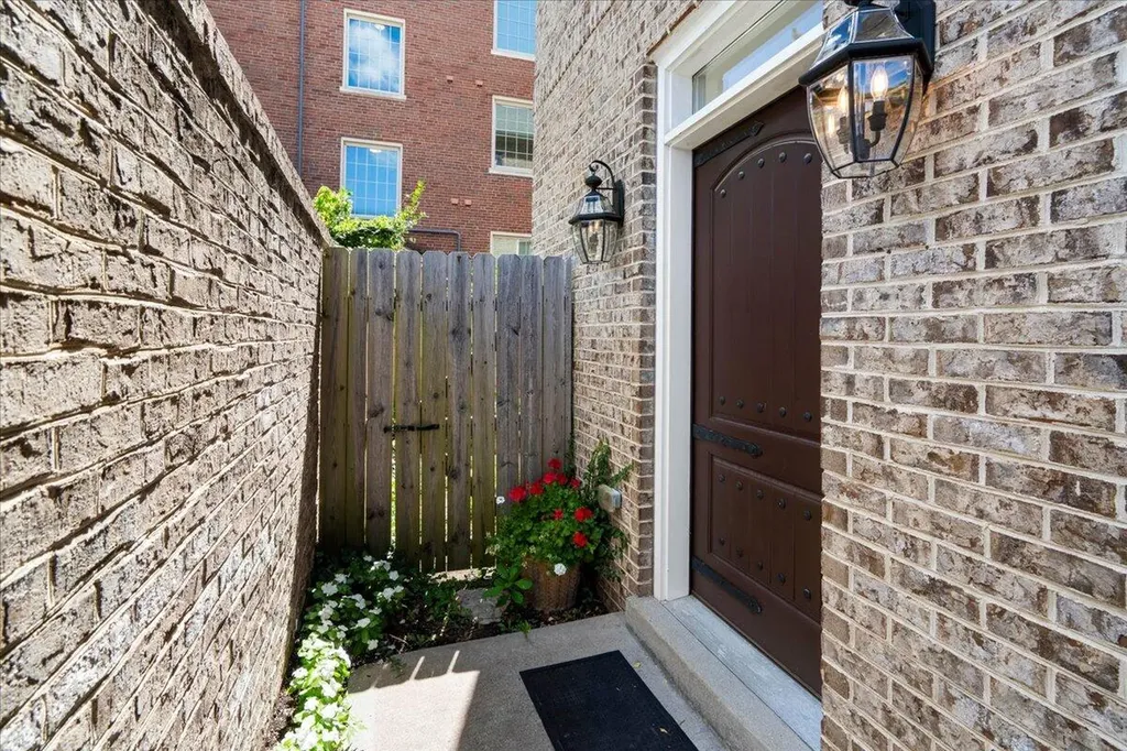 512 Maryland Avenue Lexington KY 40508