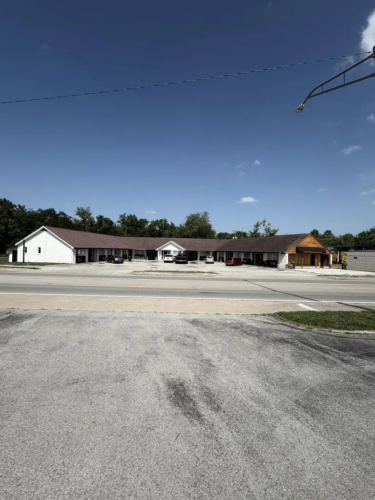 1350 S Main Street London KY 40741