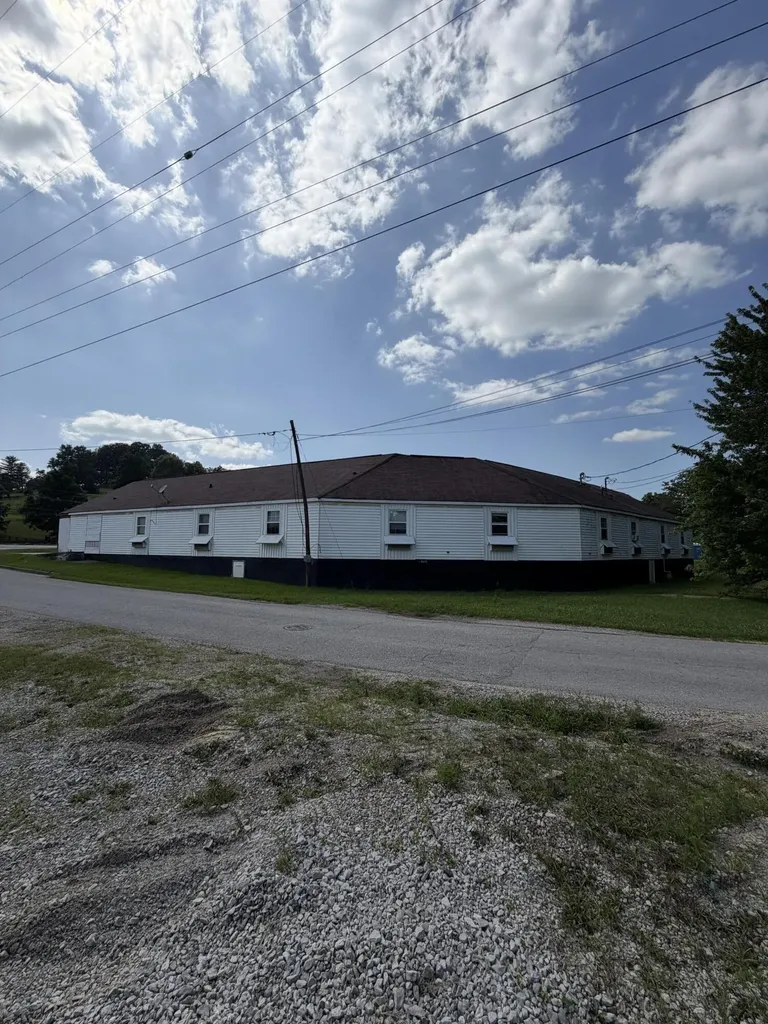 1350 S Main Street London KY 40741