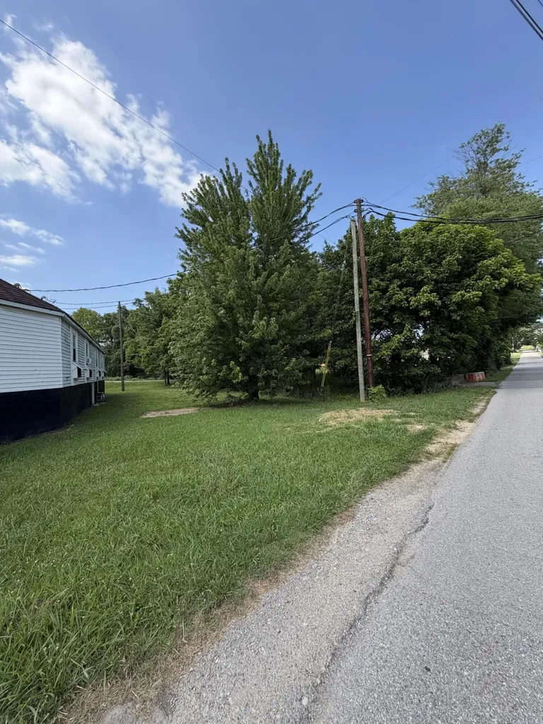 1350 S Main Street London KY 40741