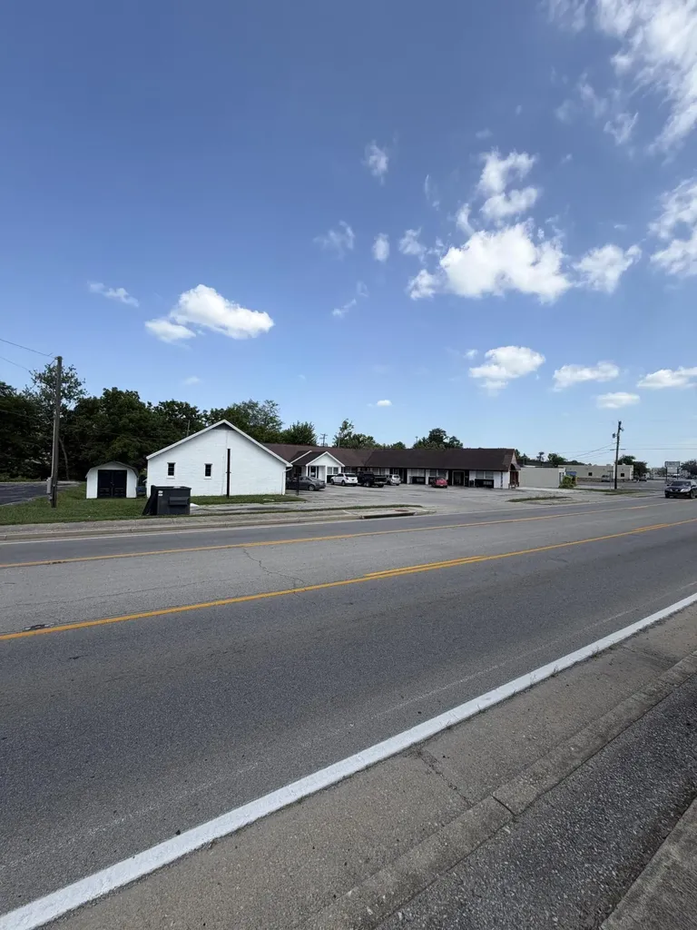 1350 S Main Street London KY 40741