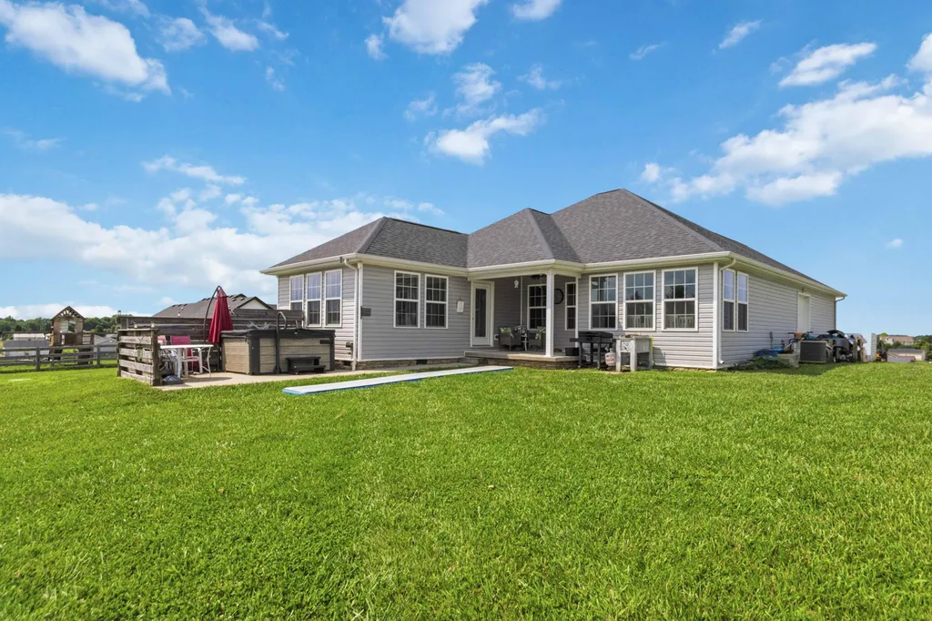 184 Crossing View Drive Berea KY 40403
