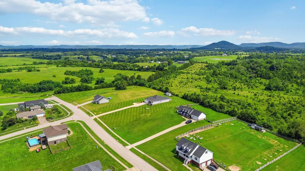 184 Crossing View Drive Berea KY 40403