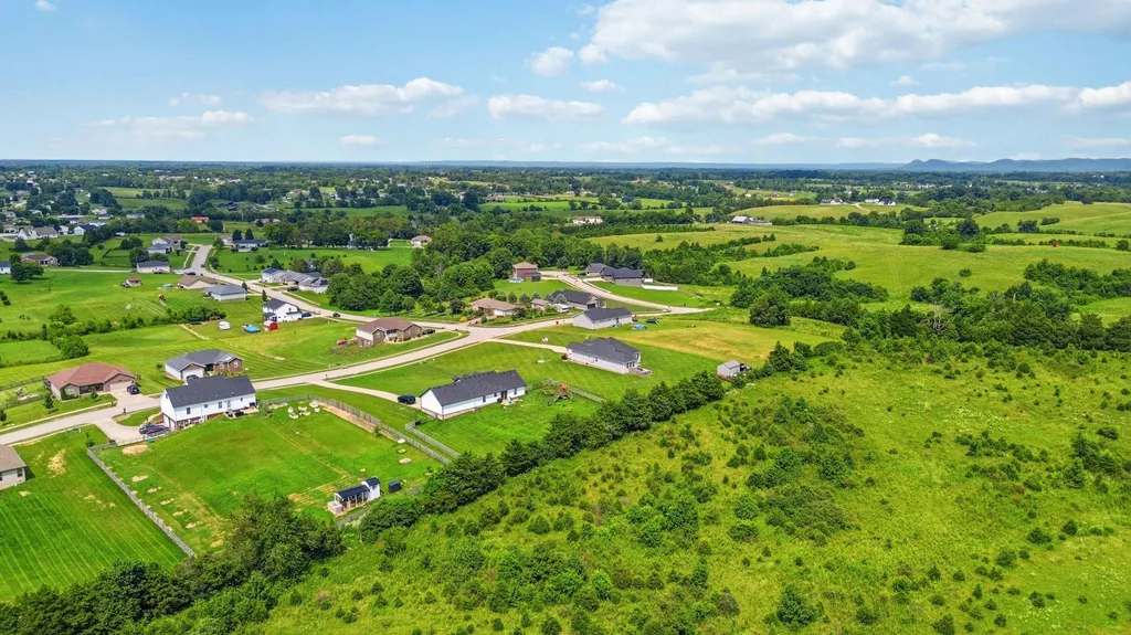 184 Crossing View Drive Berea KY 40403