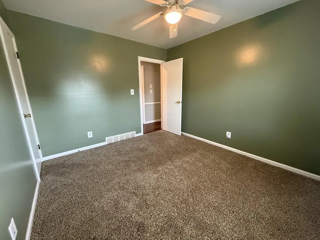 926 Riverside Drive Harrodsburg KY 40330