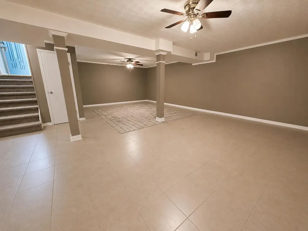 926 Riverside Drive Harrodsburg KY 40330