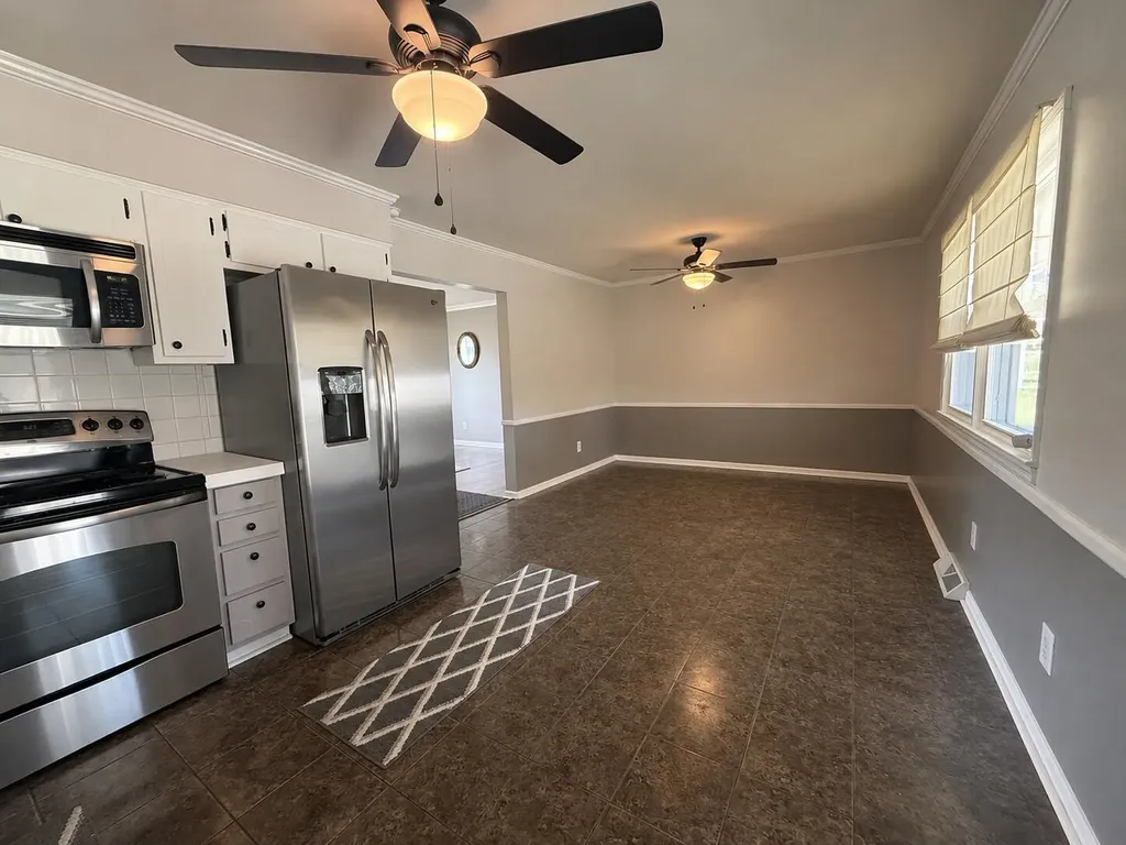 926 Riverside Drive Harrodsburg KY 40330