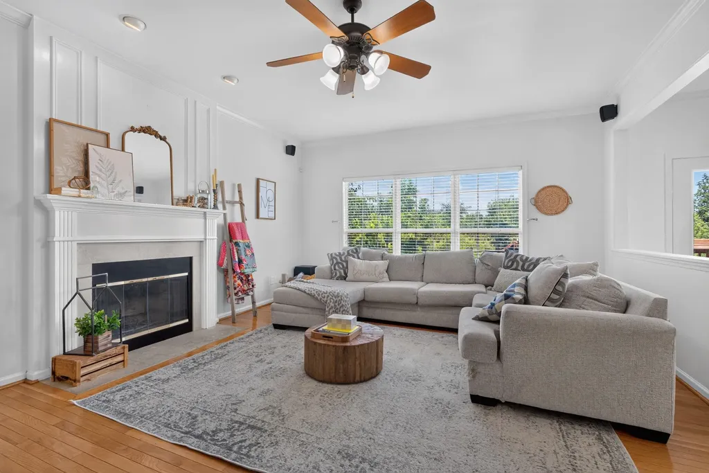 501 Alderbrook Way Lexington KY 40515