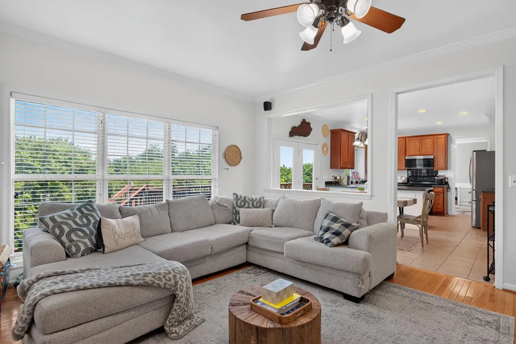 501 Alderbrook Way Lexington KY 40515