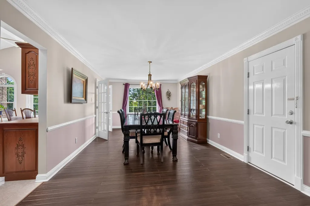 107 Squires Pointe Road Paris KY 40361