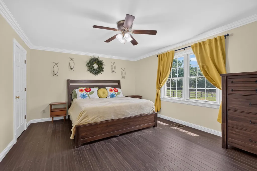 107 Squires Pointe Road Paris KY 40361
