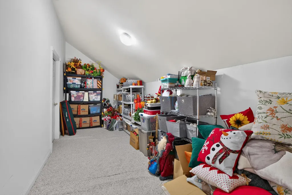107 Squires Pointe Road Paris KY 40361