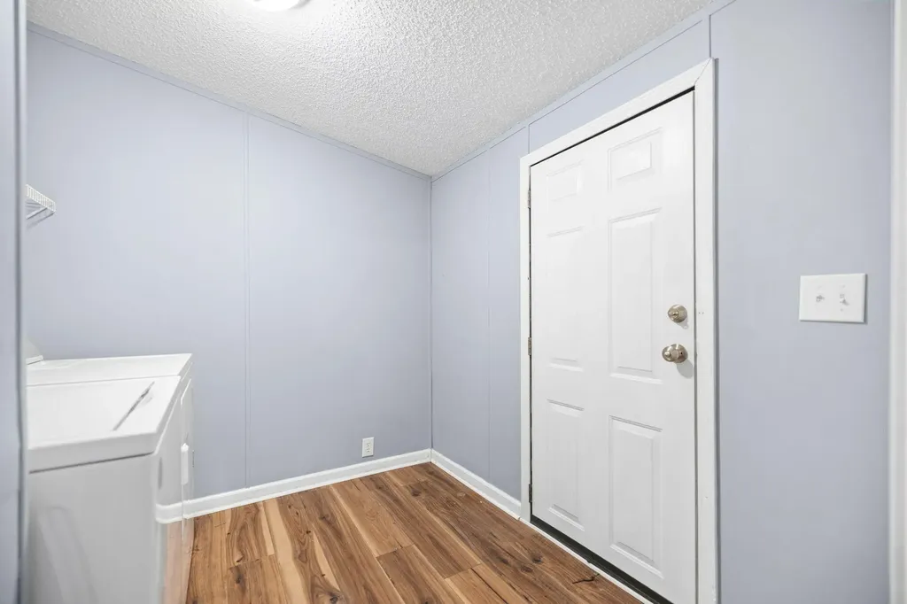 3318 Rogers Road Lancaster KY 40444