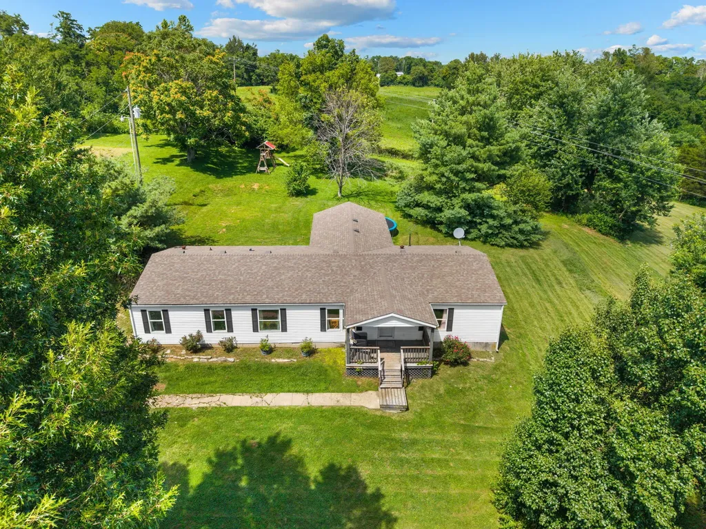 3318 Rogers Road Lancaster KY 40444