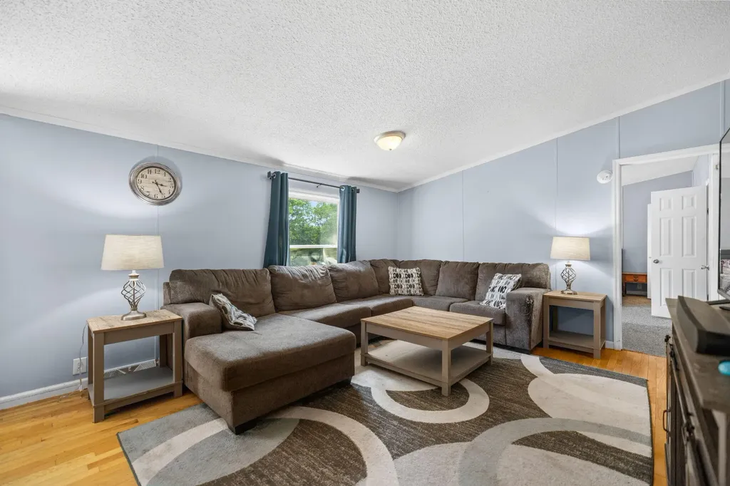 3318 Rogers Road Lancaster KY 40444