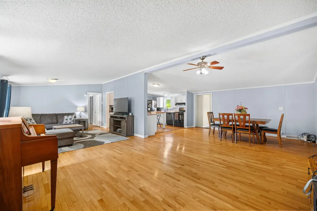 3318 Rogers Road Lancaster KY 40444
