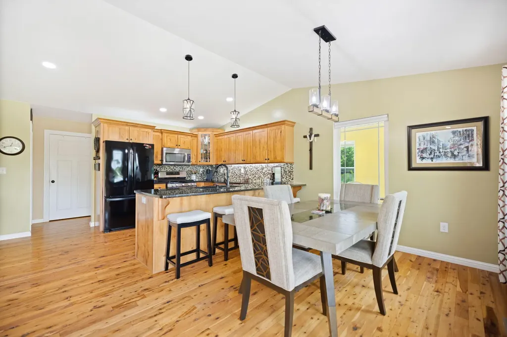 849 Paradise Camp Road Harrodsburg KY 40330
