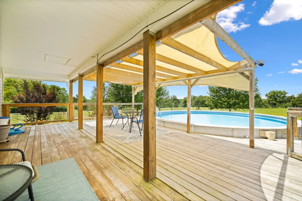 849 Paradise Camp Road Harrodsburg KY 40330