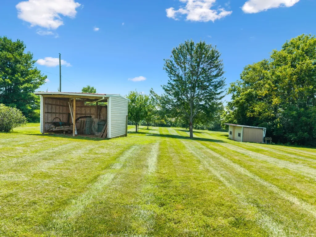 849 Paradise Camp Road Harrodsburg KY 40330