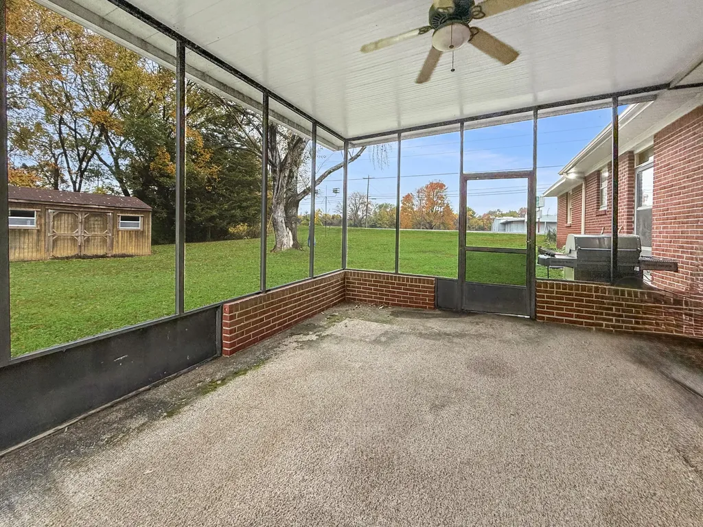 1102 Dogwood Lane Fulton KY 42041