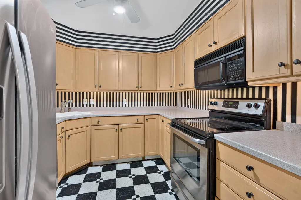 111 Woodland Avenue Lexington KY 40502