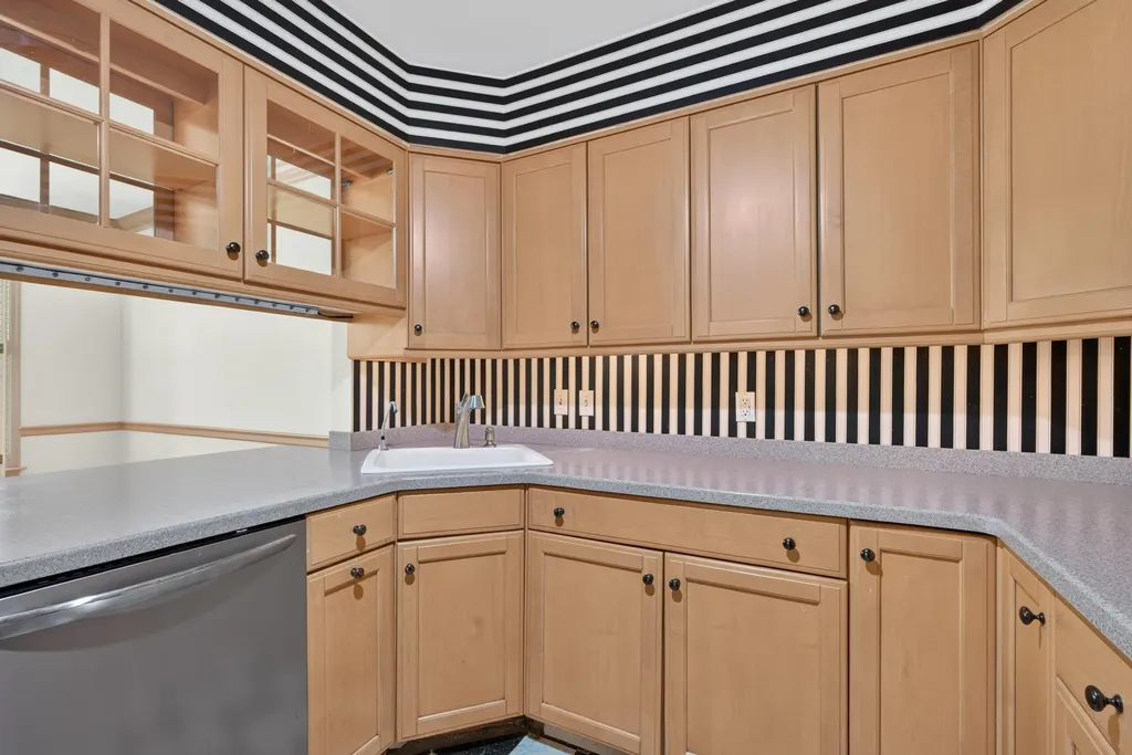 111 Woodland Avenue Lexington KY 40502