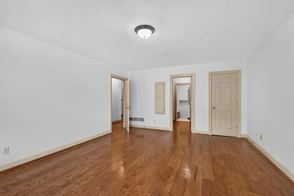 111 Woodland Avenue Lexington KY 40502