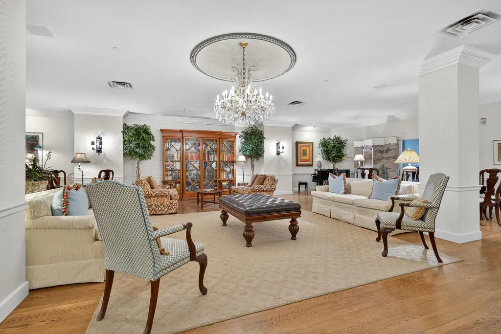 111 Woodland Avenue Lexington KY 40502