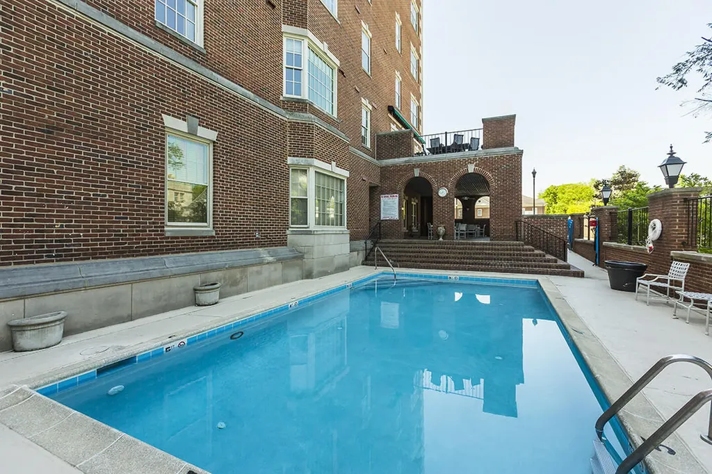 111 Woodland Avenue Lexington KY 40502