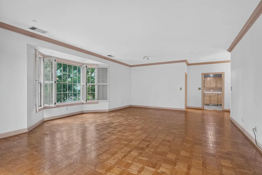 111 Woodland Avenue Lexington KY 40502