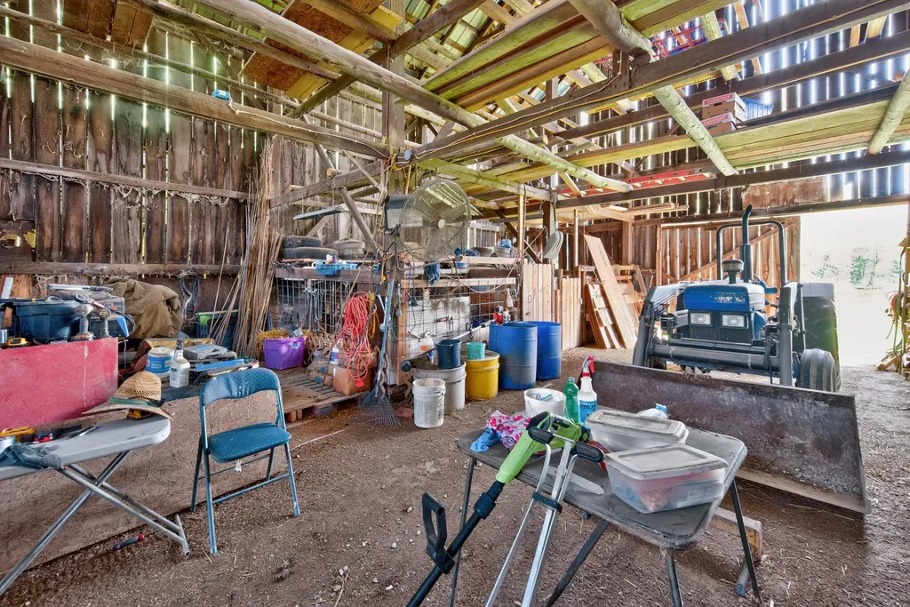 326 Roberts Road Stanton KY 40380