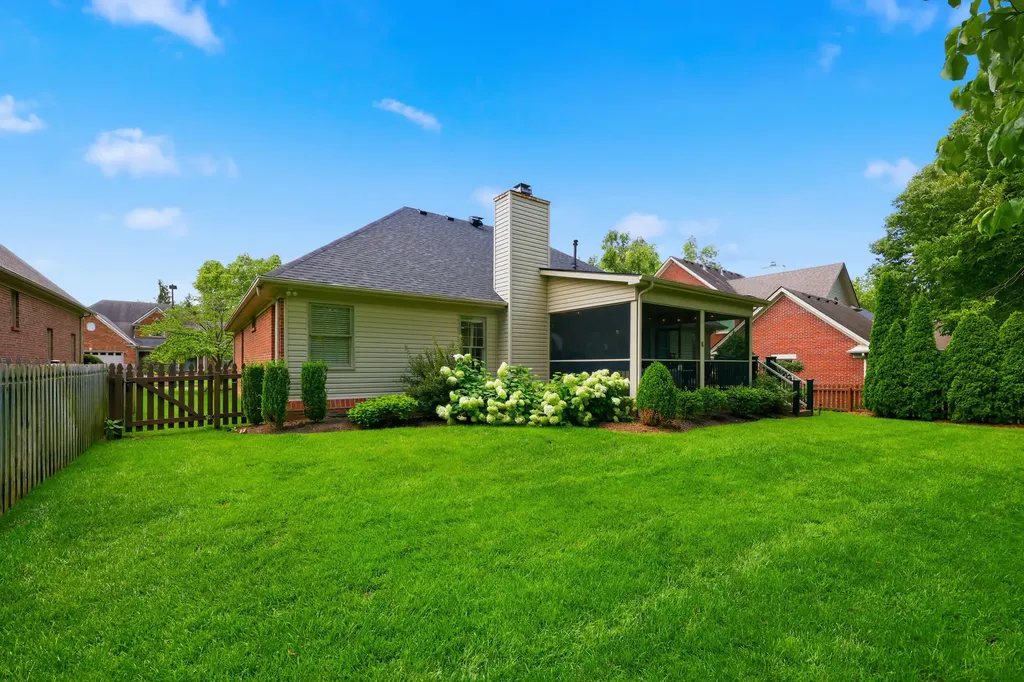 1445 Copper Run Boulevard Lexington KY 40514