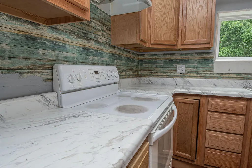 1797 E Clack Mountain Road Clearfield KY 40313
