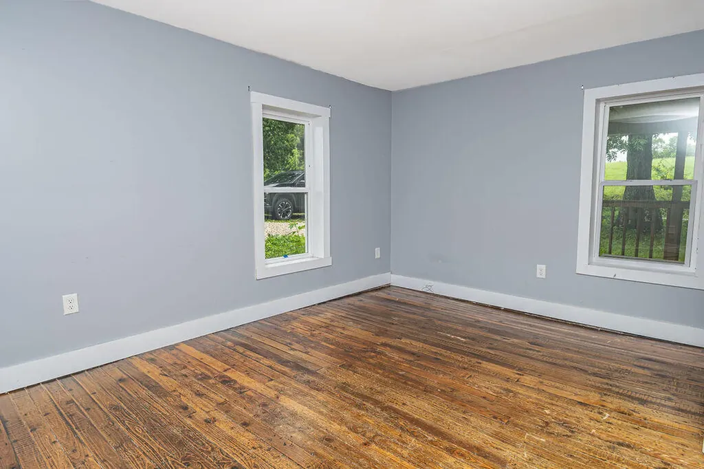 1797 E Clack Mountain Road Clearfield KY 40313