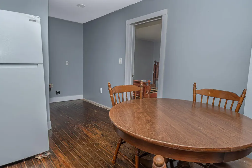 1797 E Clack Mountain Road Clearfield KY 40313
