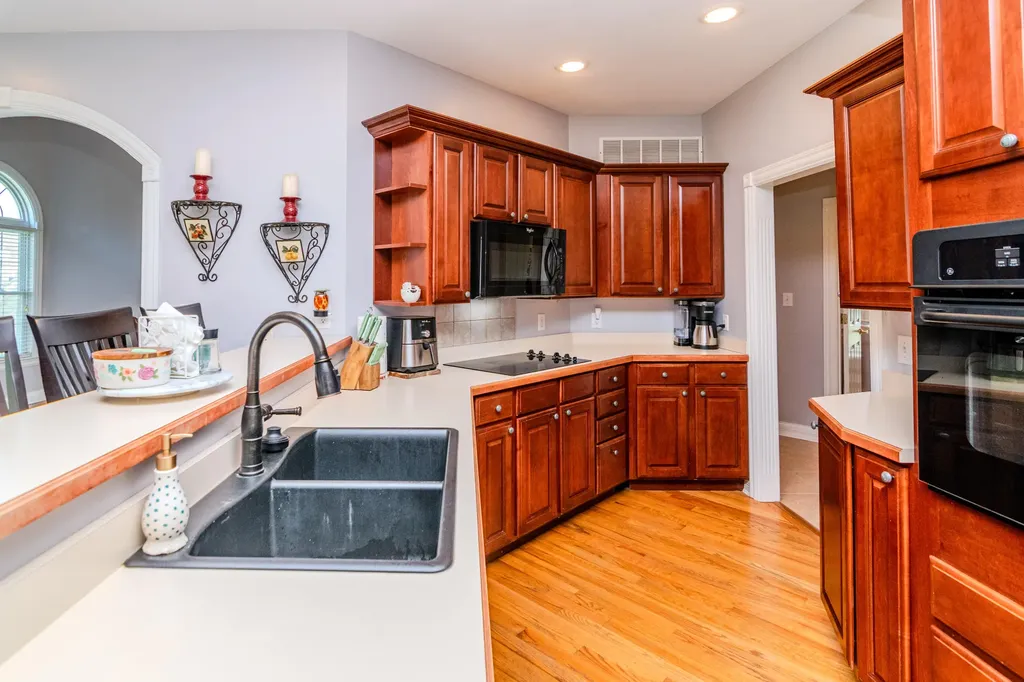187 Hawthorne Drive Winchester KY 40391