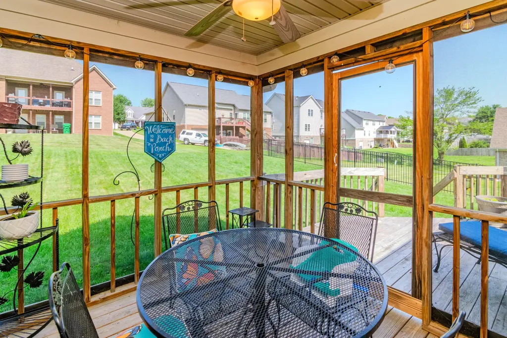 187 Hawthorne Drive Winchester KY 40391