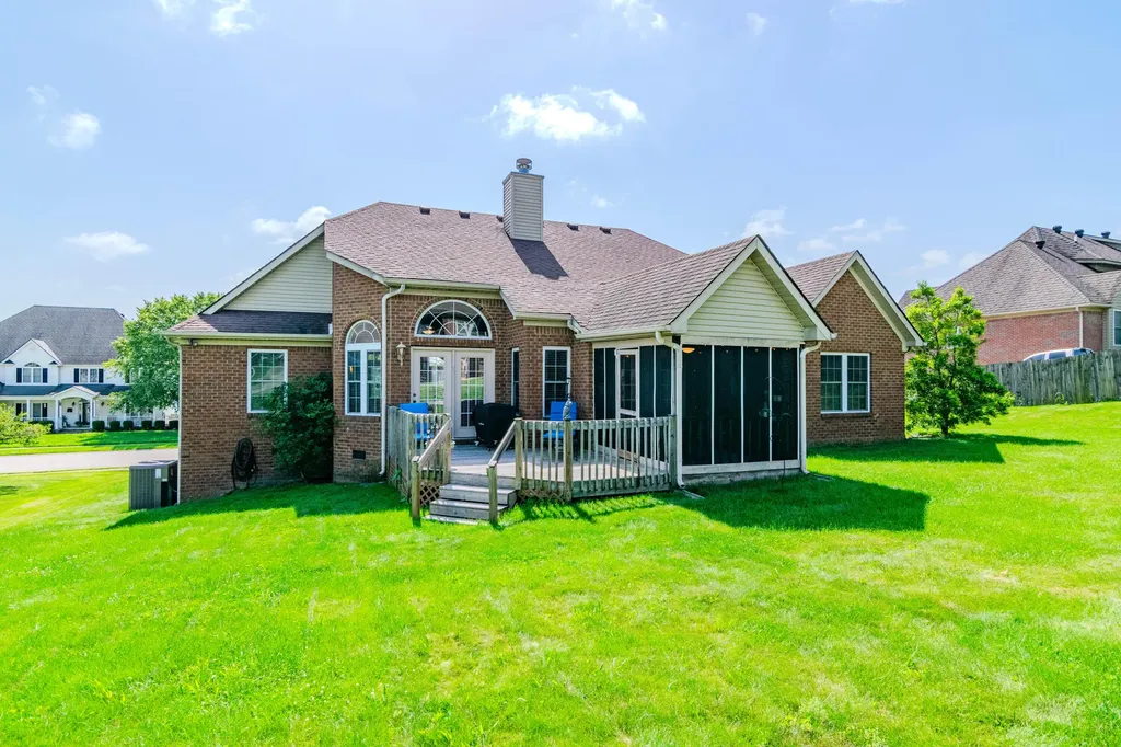 187 Hawthorne Drive Winchester KY 40391