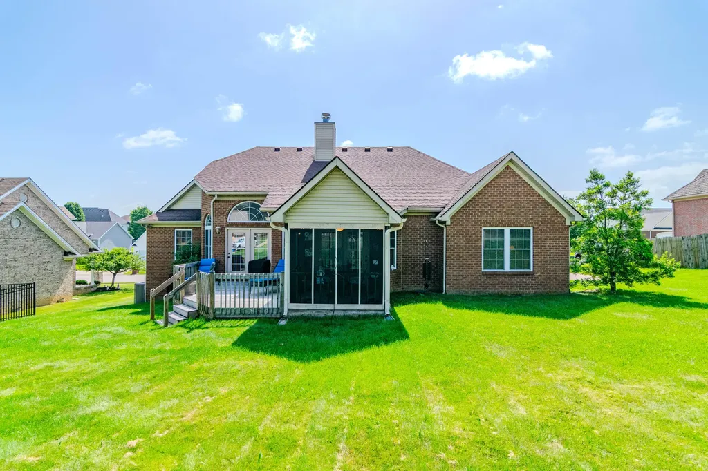187 Hawthorne Drive Winchester KY 40391