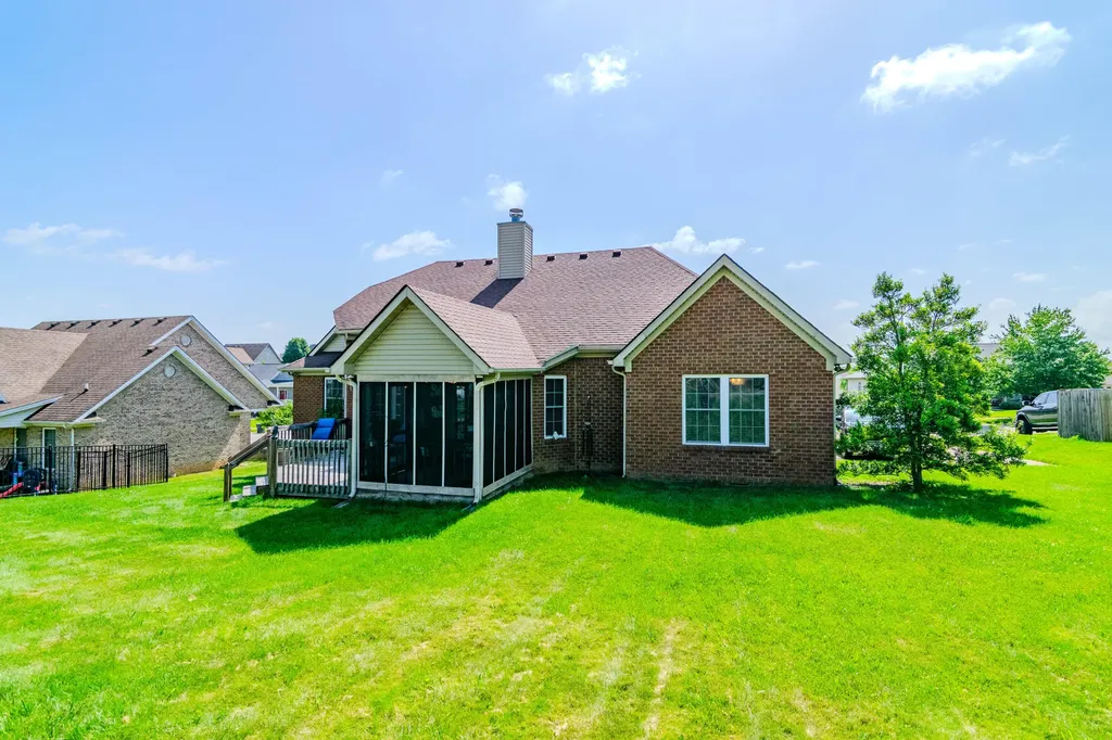 187 Hawthorne Drive Winchester KY 40391