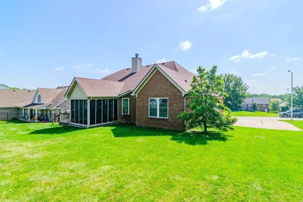 187 Hawthorne Drive Winchester KY 40391
