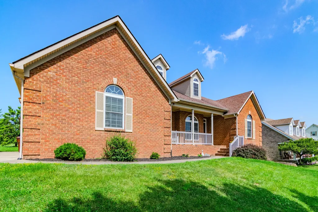 187 Hawthorne Drive Winchester KY 40391