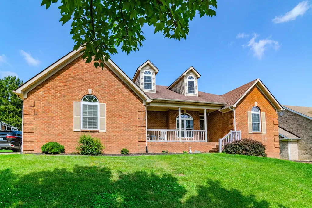 187 Hawthorne Drive Winchester KY 40391